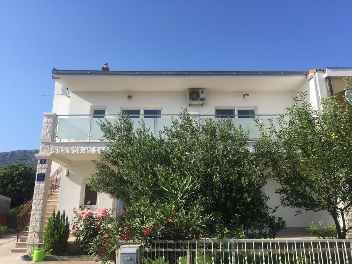 Apartments With A Parking Space Kastel Kambelovac, Kastela - 15480 Zewnętrze zdjęcie