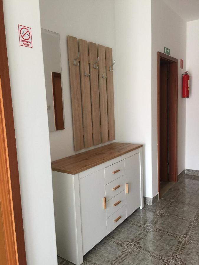 Apartments With A Parking Space Kastel Kambelovac, Kastela - 15480 Zewnętrze zdjęcie
