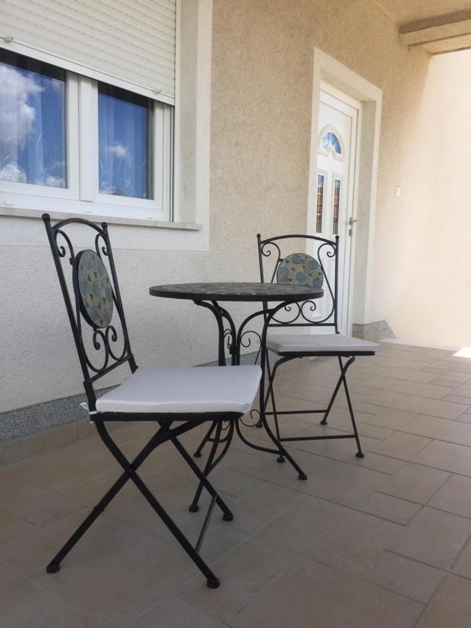 Apartments With A Parking Space Kastel Kambelovac, Kastela - 15480 Zewnętrze zdjęcie